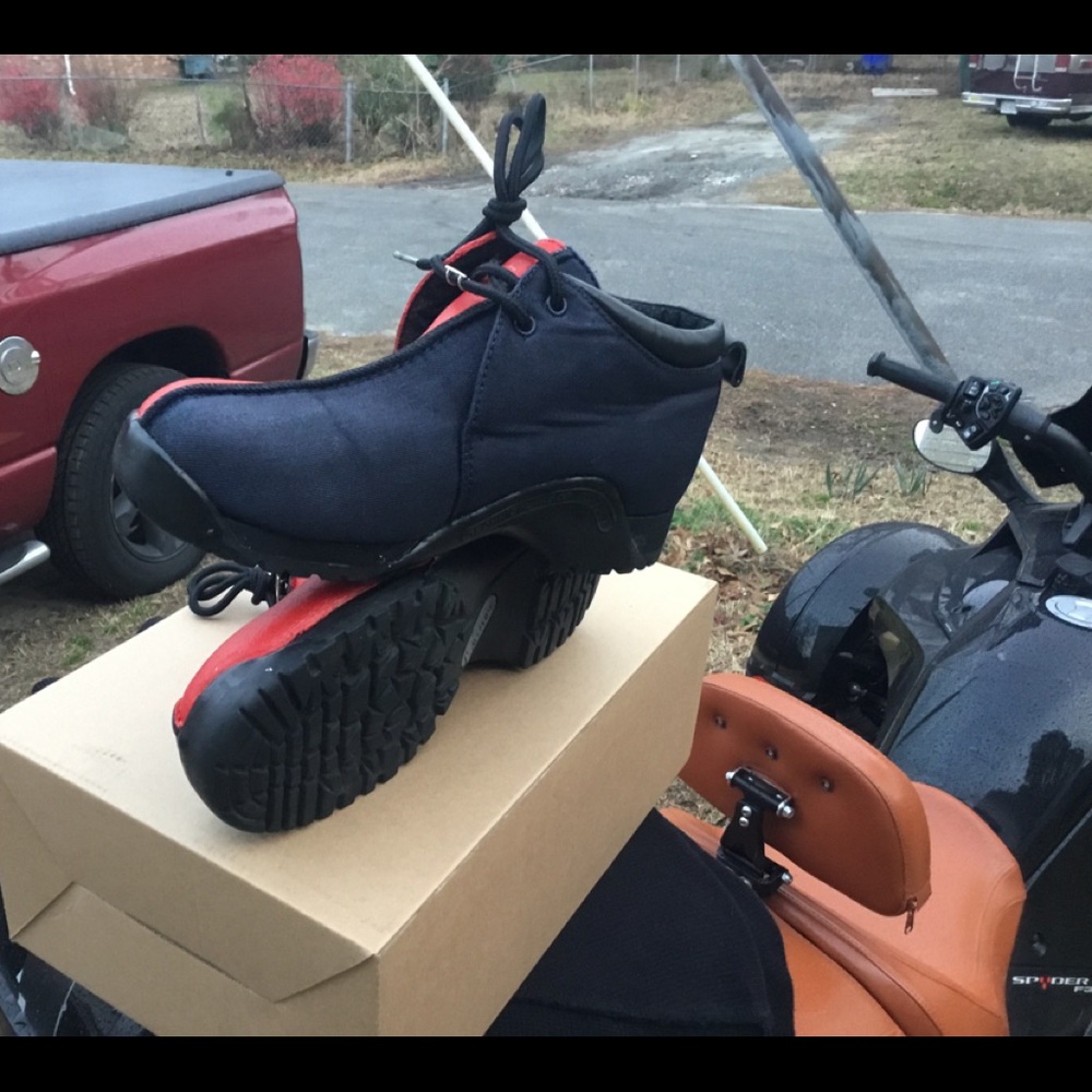 B-boots throwback Custom fresh out da box.